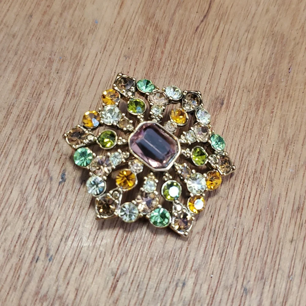 Liz Claiborne Autumn Colors Rhinestone Brooch Pin DX776